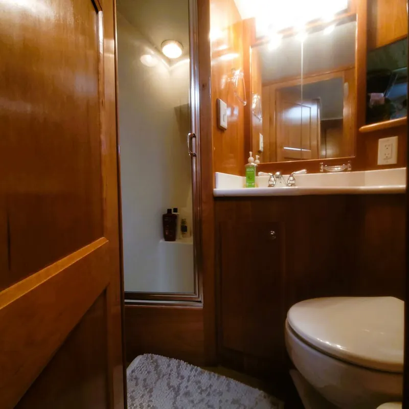 Slide: The Image of Navigator 3900 Californian 2003 - 12