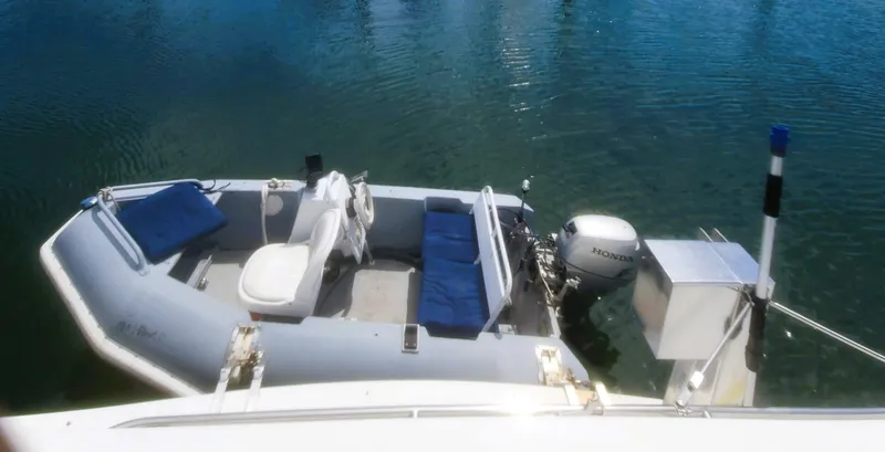 Slide: The Image of Navigator 3900 Californian 2003 - 32