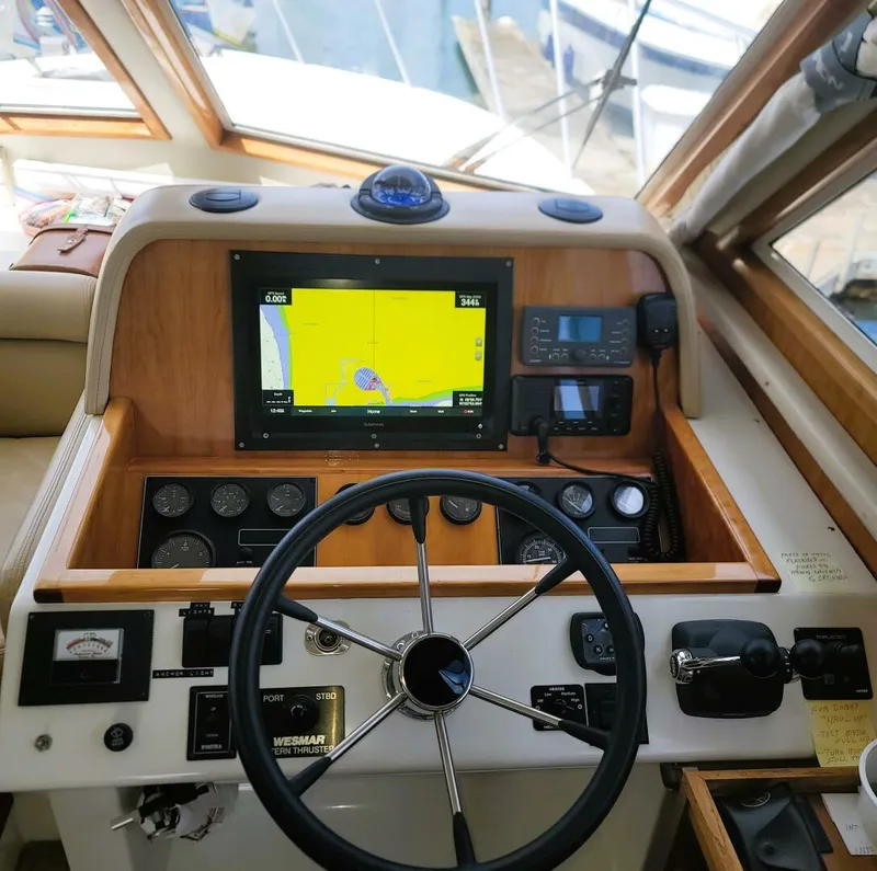 Slide: The Image of Navigator 3900 Californian 2003 - 8
