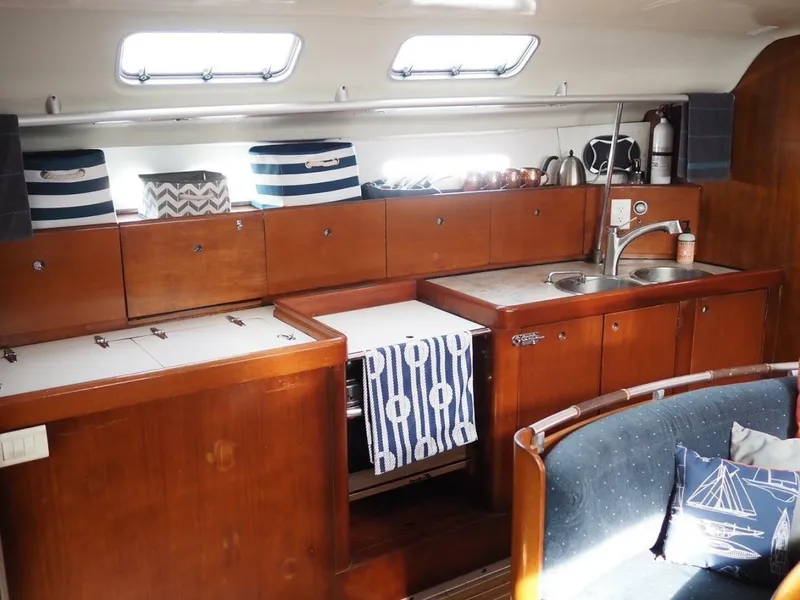 Slide: The Image of Beneteau 45f5 1991 - 5