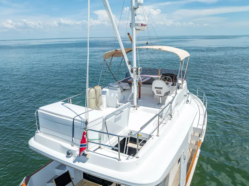 Slide: The Image of Beneteau Swift Trawler 34 2015 - 11