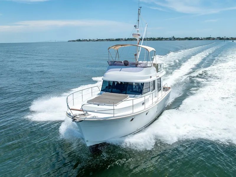 Slide: The Image of Beneteau Swift Trawler 34 2015 - 17