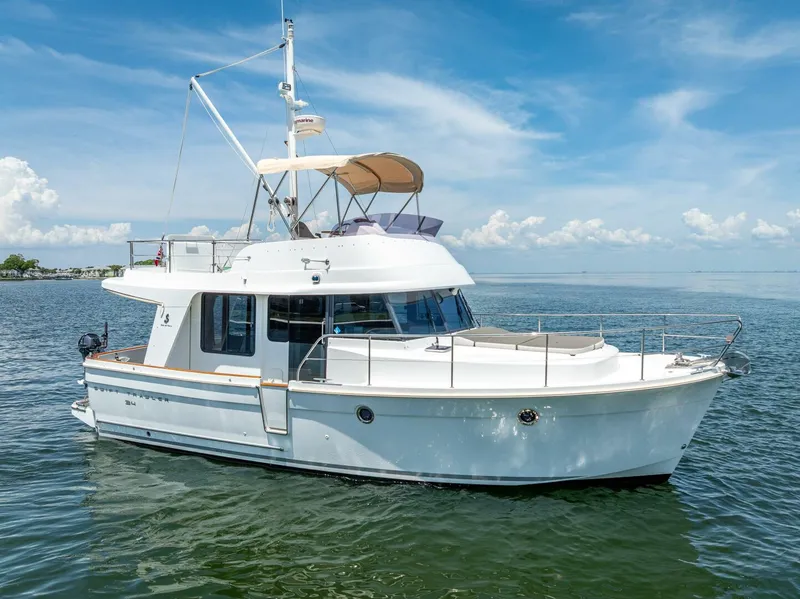Slide: The Image of Beneteau Swift Trawler 34 2015 - 5