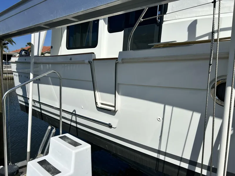 Slide: The Image of Beneteau Swift Trawler 34 2015 - 71