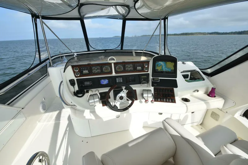 Slide: The Image of Sea Ray 480 Sedan Bridge 2000 - 13