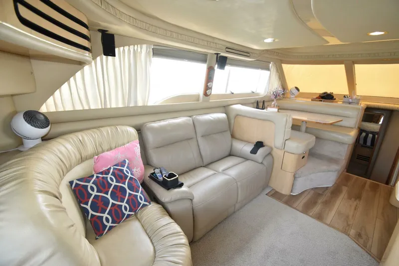 Slide: The Image of Sea Ray 480 Sedan Bridge 2000 - 30