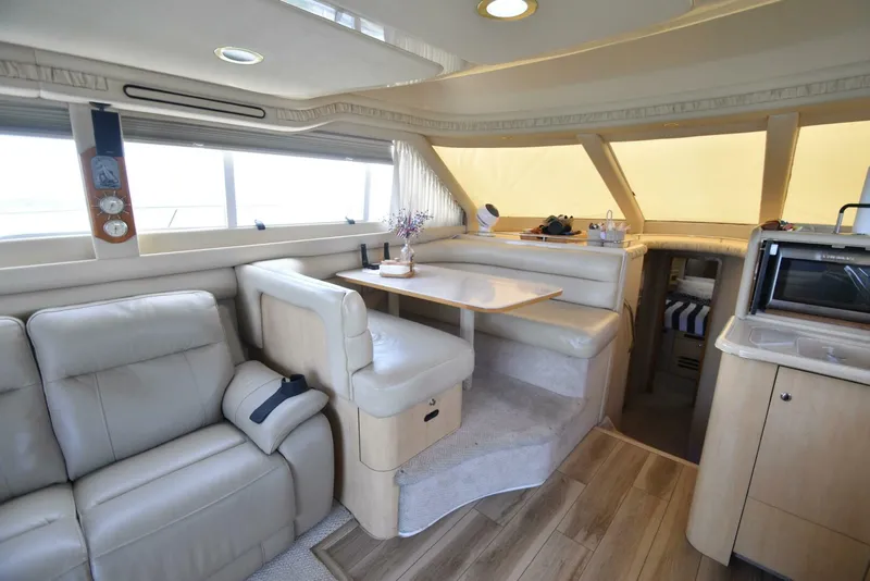Slide: The Image of Sea Ray 480 Sedan Bridge 2000 - 32
