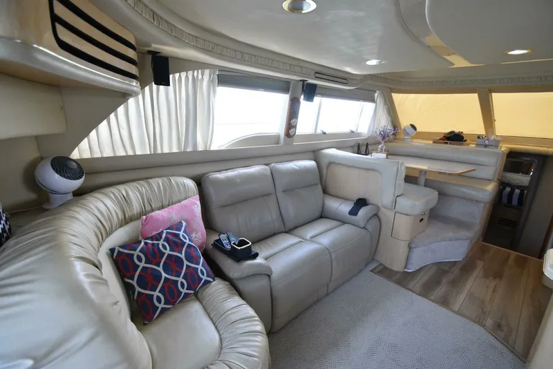 Slide: The Image of Sea Ray 480 Sedan Bridge 2000 - 33