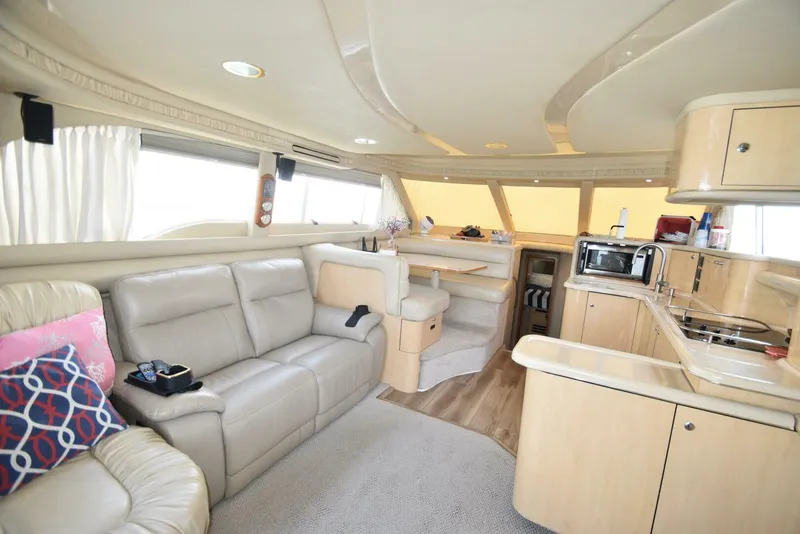 Slide: The Image of Sea Ray 480 Sedan Bridge 2000 - 34