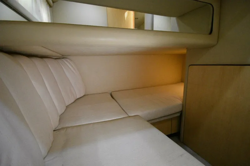 Slide: The Image of Sea Ray 480 Sedan Bridge 2000 - 42