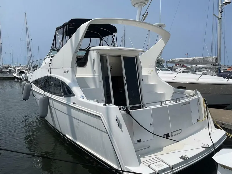 The Image of Carver Yachts 36 Mariner 2006 - 0