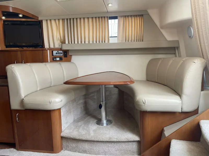 Slide: The Image of Carver Yachts 36 Mariner 2006 - 17