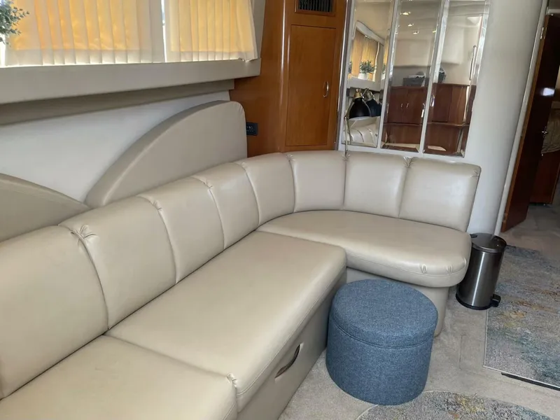 Slide: The Image of Carver Yachts 36 Mariner 2006 - 18