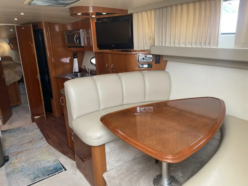 Slide: The Image of Carver Yachts 36 Mariner 2006 - 34