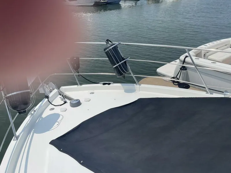 Slide: The Image of Carver Yachts 36 Mariner 2006 - 48
