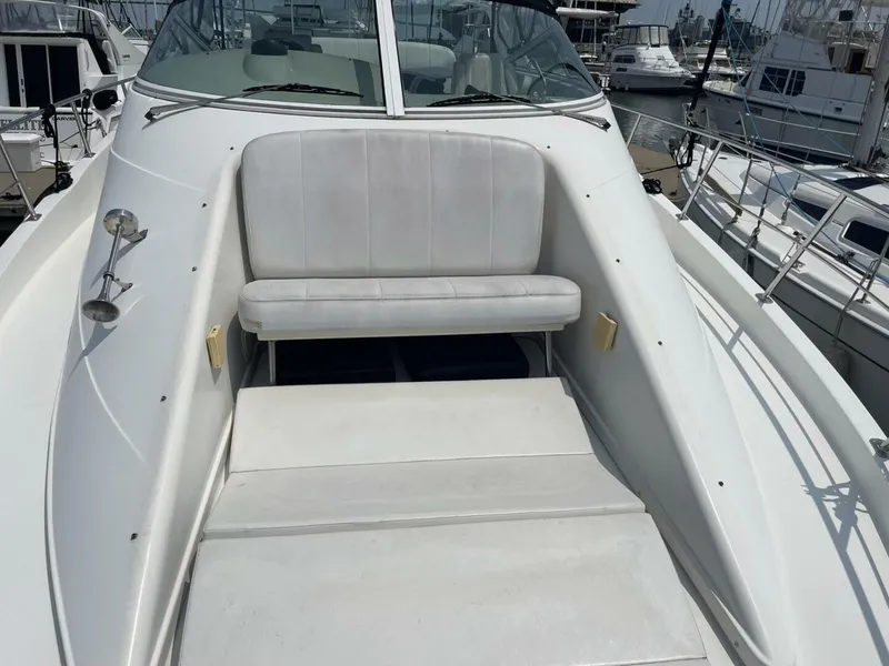 Slide: The Image of Carver Yachts 36 Mariner 2006 - 52