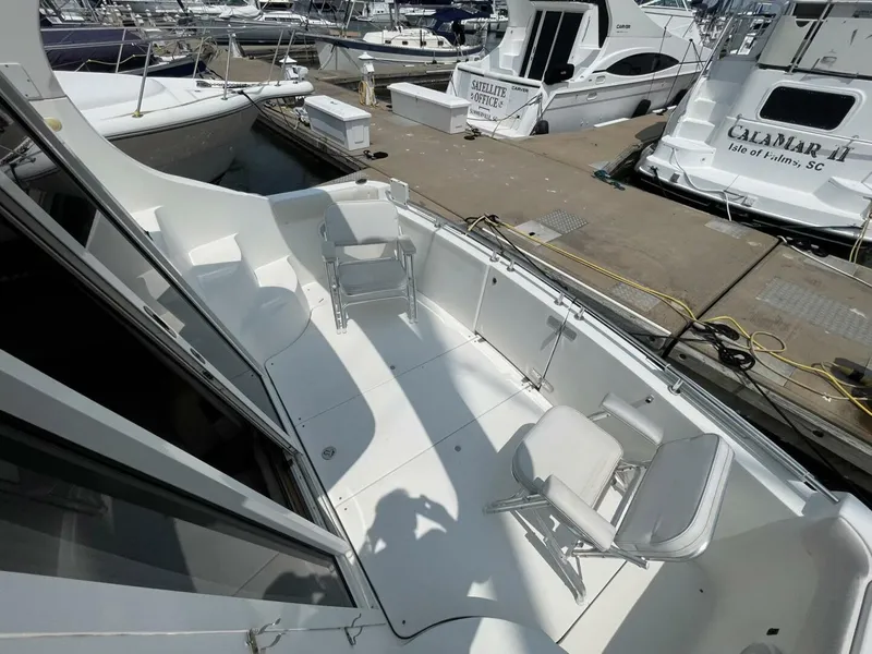 Slide: The Image of Carver Yachts 36 Mariner 2006 - 56