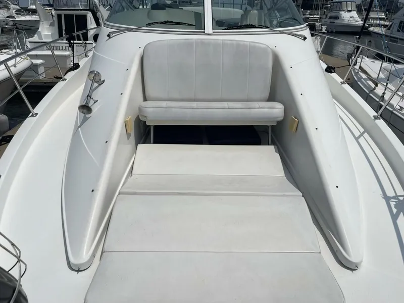 Slide: The Image of Carver Yachts 36 Mariner 2006 - 7