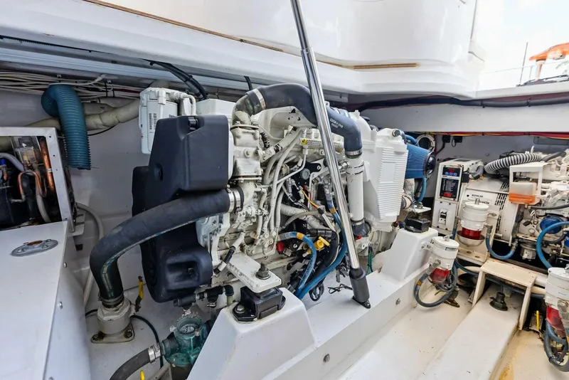 Slide: The Image of Custom Carolina 35 Express 2018 - 41