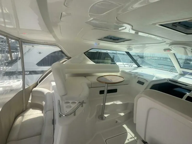 Slide: The Image of Tiara 43 Sovran 2006 - 12