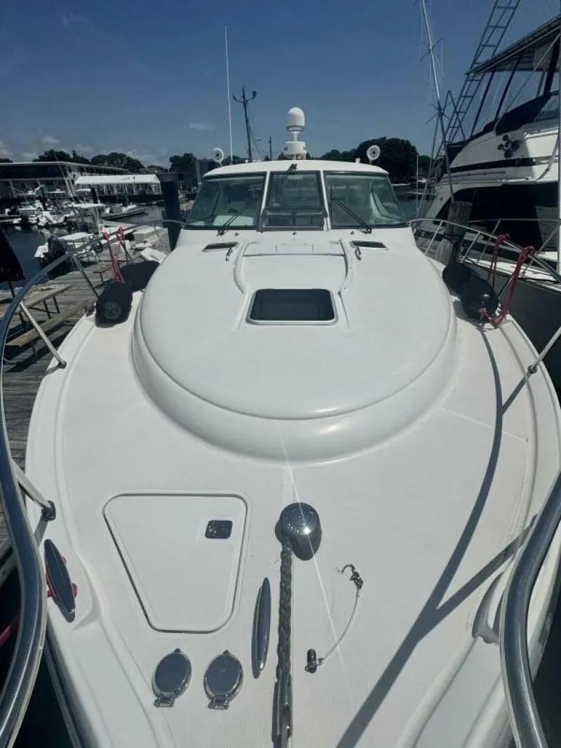 Slide: The Image of Tiara 43 Sovran 2006 - 18
