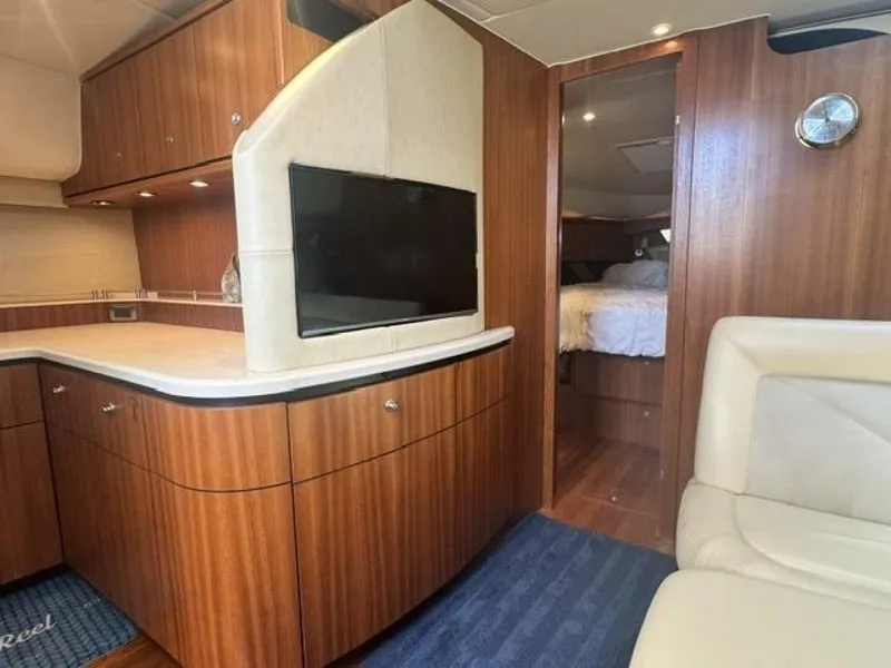 Slide: The Image of Tiara 43 Sovran 2006 - 21