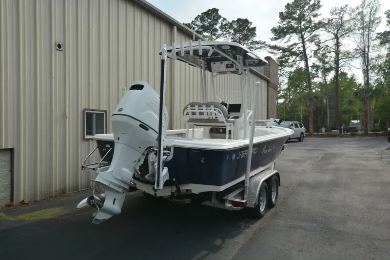 Slide: The Image of Sea Pro 228 Bay 2021 - 2
