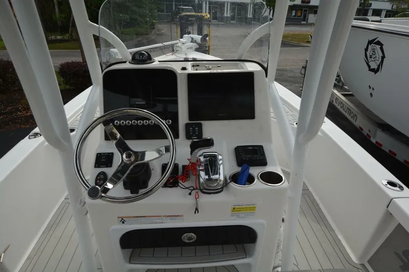 Slide: The Image of Sea Pro 228 Bay 2021 - 7