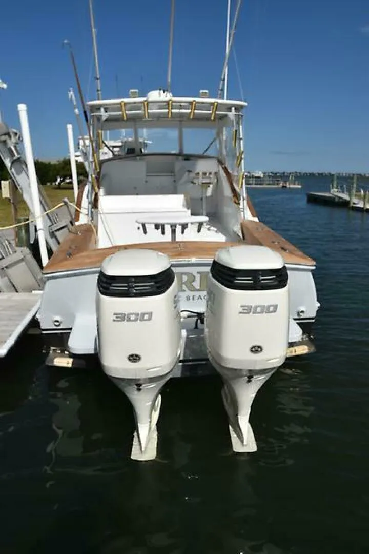 Slide: The Image of Custom Carolina 34 Express 2006 - 13