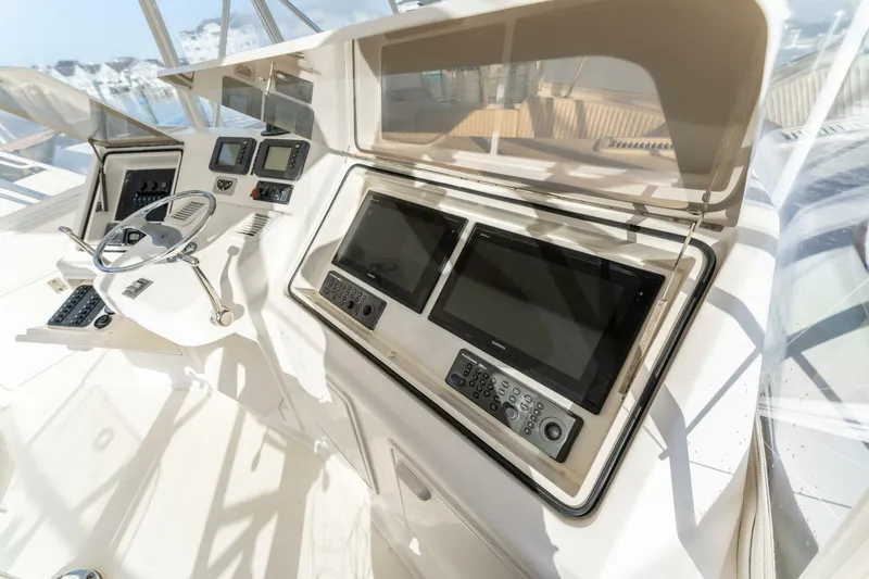 Slide: The Image of Ocean Yachts 2006 - 40