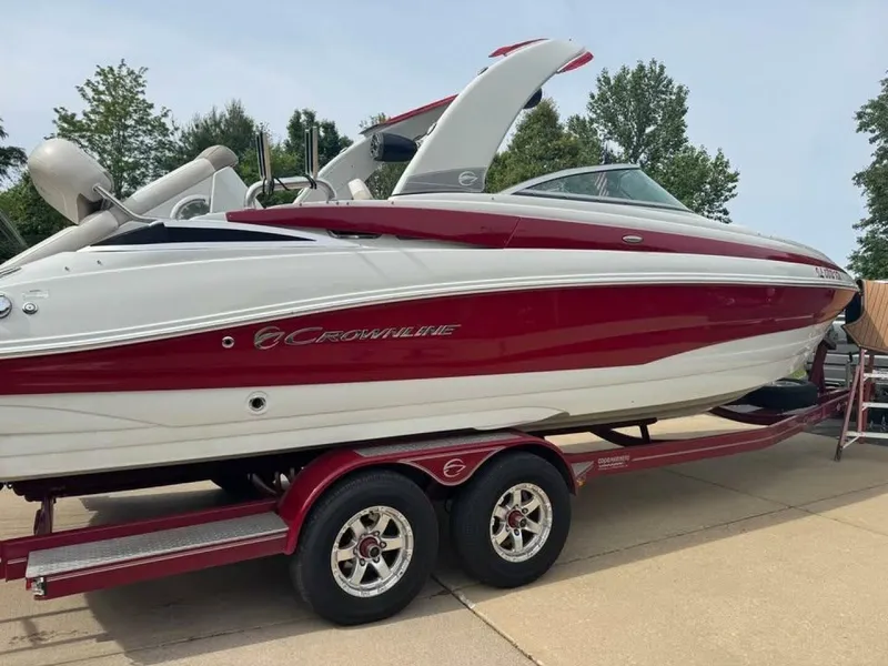 Slide: The Image of Crownline Boats 285 SS 2015 - 10
