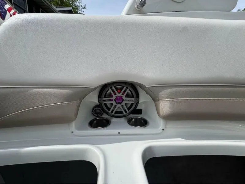 Slide: The Image of Crownline Boats 285 SS 2015 - 22