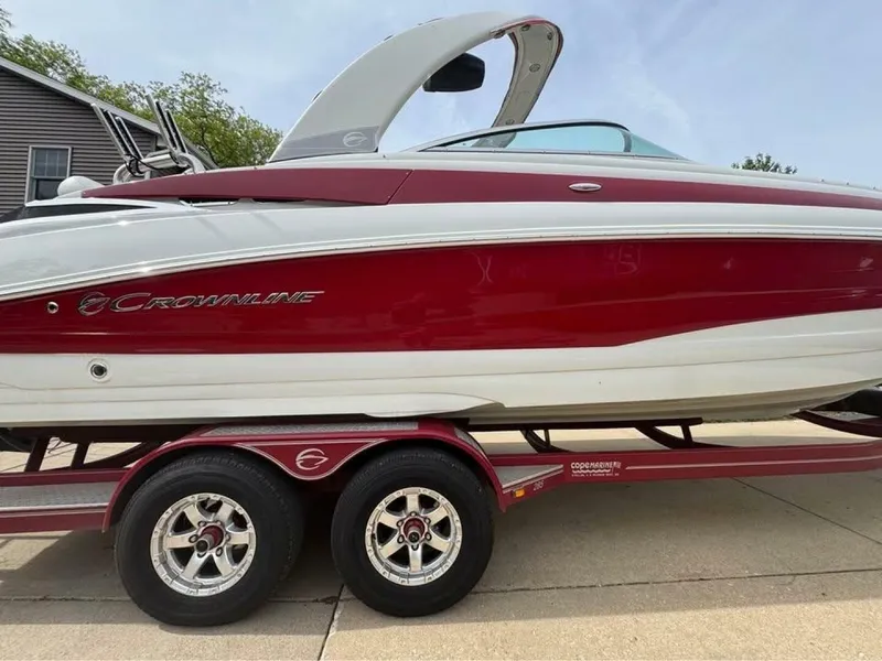Slide: The Image of Crownline Boats 285 SS 2015 - 6