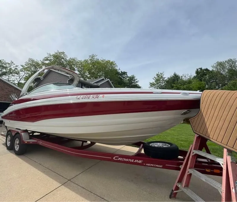 Slide: The Image of Crownline Boats 285 SS 2015 - 8