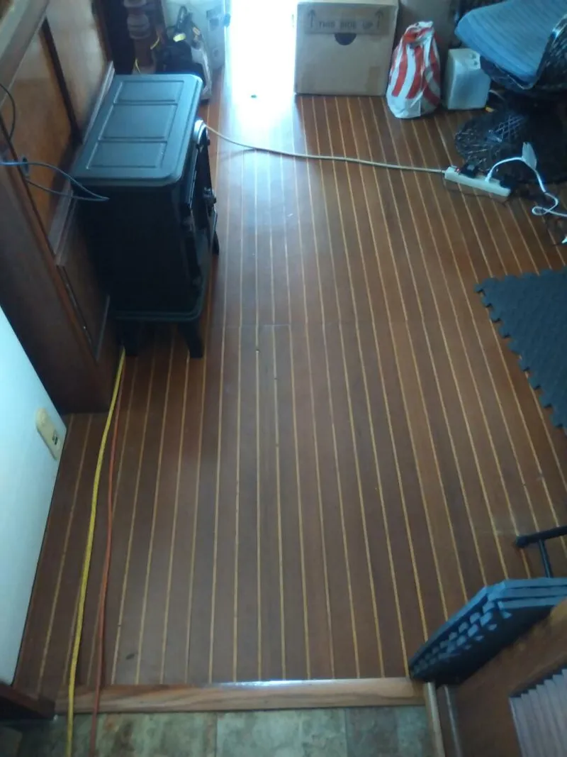Slide: The Image of Sea Ranger MKII Pilothouse Flybridge Trawler 1983 - 30
