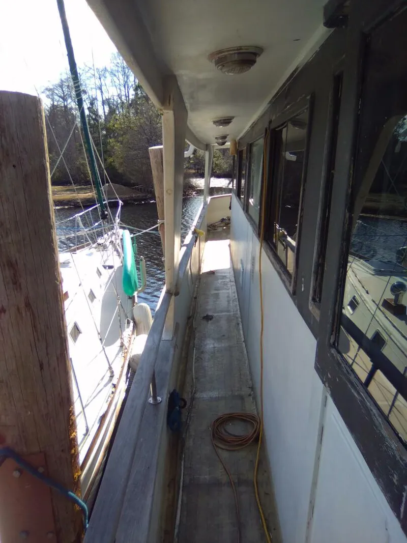 Slide: The Image of Sea Ranger MKII Pilothouse Flybridge Trawler 1983 - 31