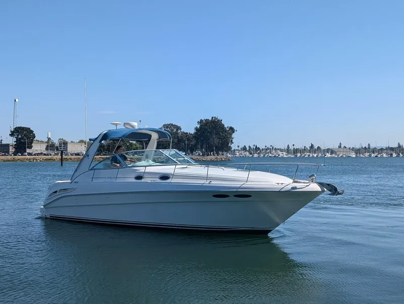 The Image of Sea Ray 340 2000 - 0