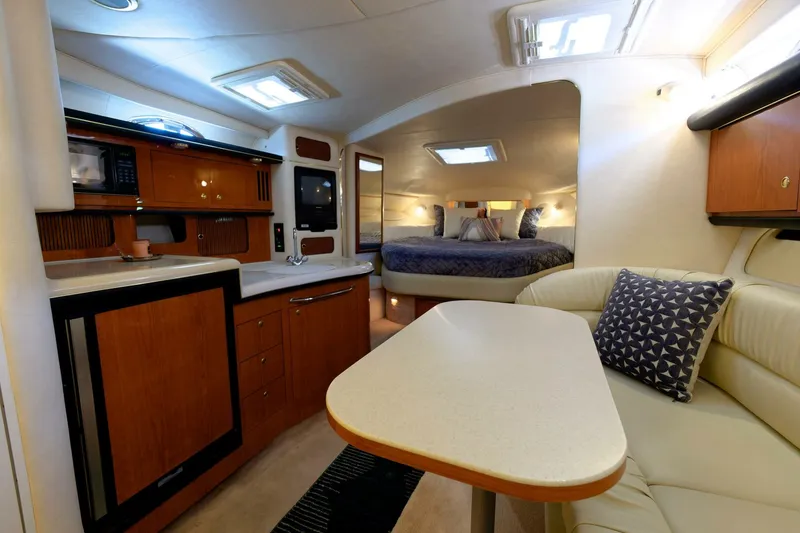 Slide: The Image of Sea Ray 340 2000 - 18