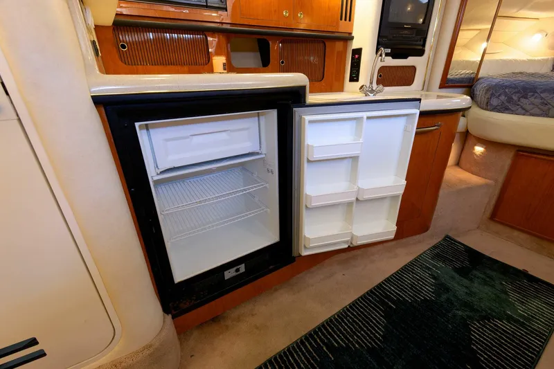 Slide: The Image of Sea Ray 340 2000 - 26