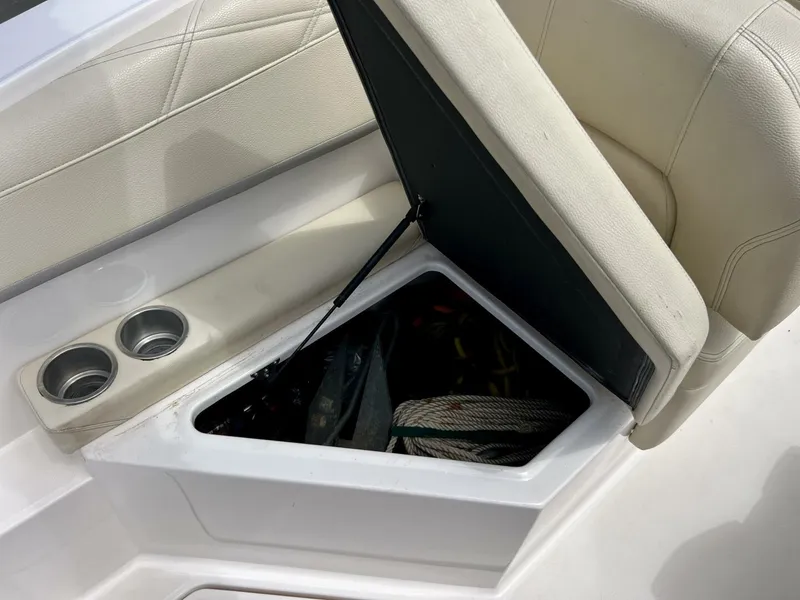 Slide: The Image of Regal 26 XO 2019 - 30