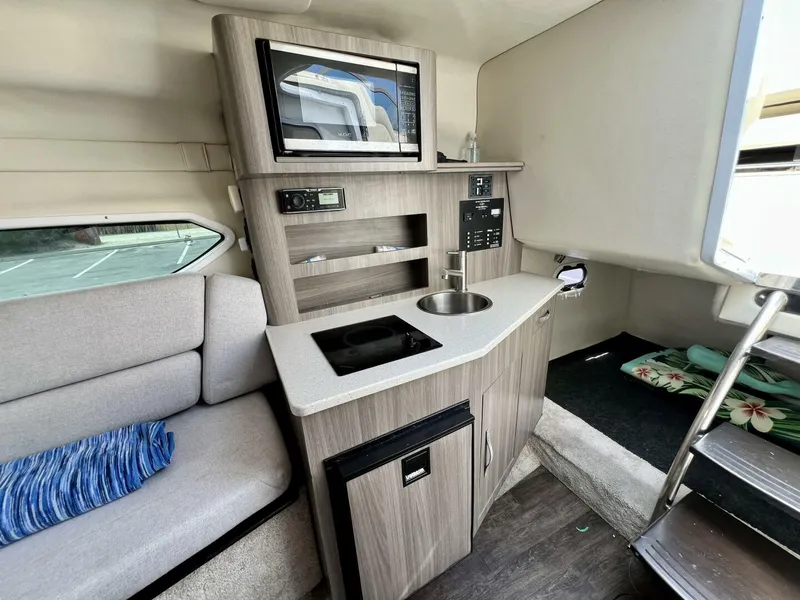 Slide: The Image of Regal 26 XO 2019 - 39