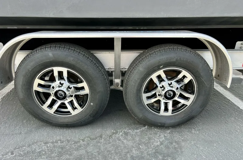 Slide: The Image of Regal 26 XO 2019 - 7
