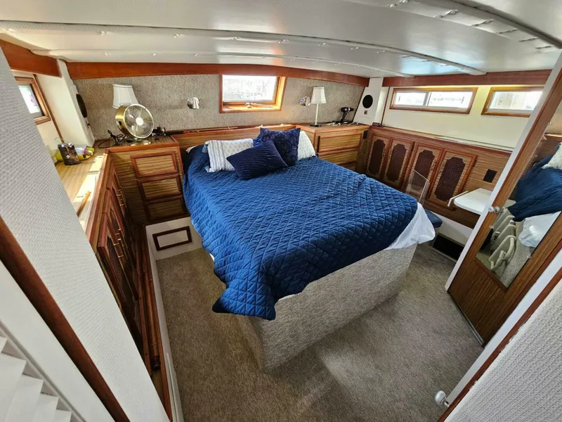 Slide: The Image of Viking 43 Aft Cabin 1977 - 4