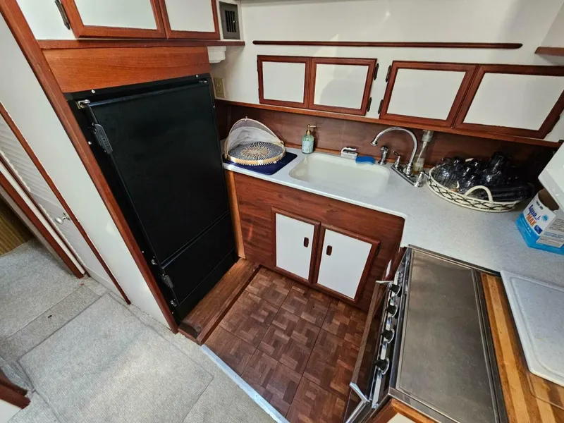 Slide: The Image of Viking 43 Aft Cabin 1977 - 9