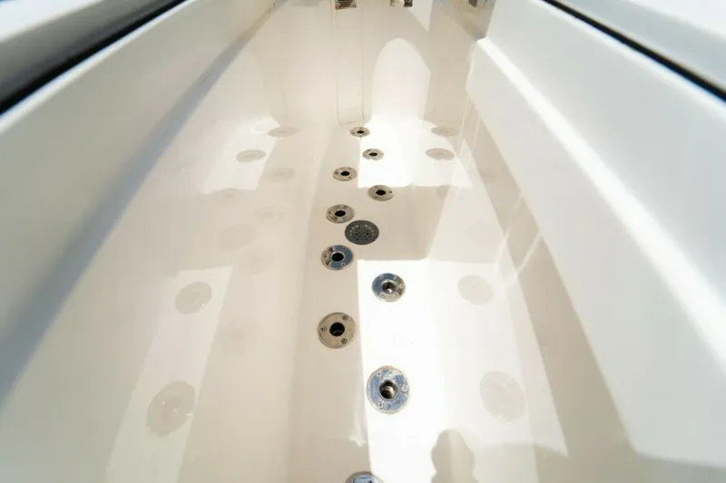 Slide: The Image of Viking 72 Convertible 2018 - 17