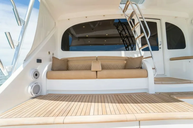 Slide: The Image of Viking 72 Convertible 2018 - 22