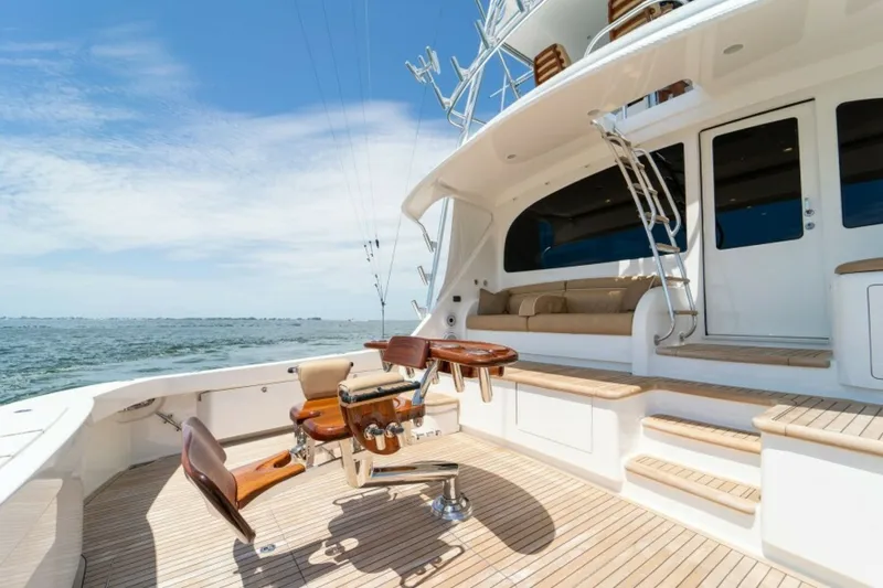 Slide: The Image of Viking 72 Convertible 2018 - 24