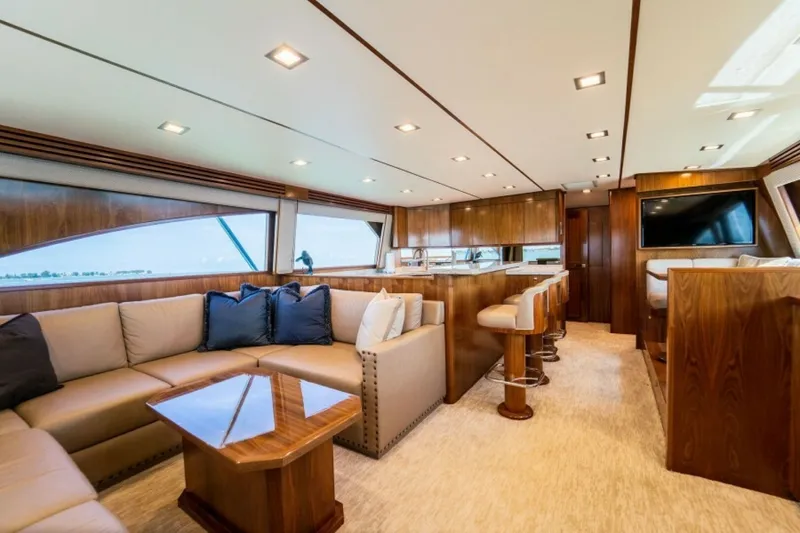 Slide: The Image of Viking 72 Convertible 2018 - 27