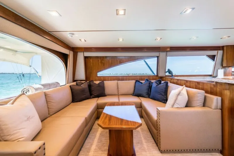 Slide: The Image of Viking 72 Convertible 2018 - 28