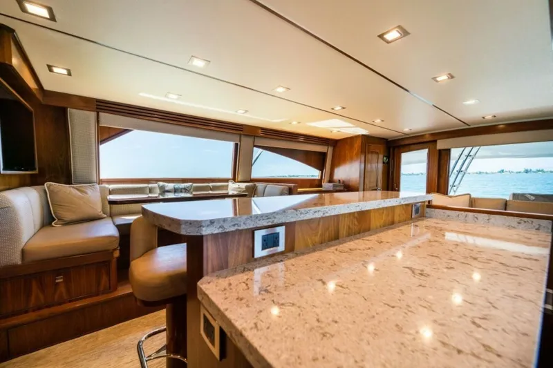 Slide: The Image of Viking 72 Convertible 2018 - 30